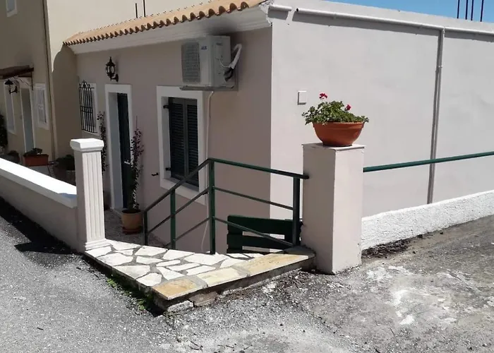 Lejlighed Breathtaking Views Mparmpati