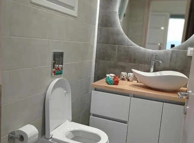 Lejlighed Breathtaking Views Mparmpati